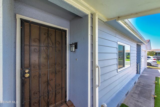 134 Poinsettia Gardens Drive 134, Ventura, CA 93004