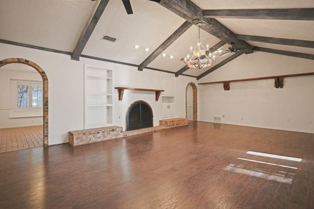 6805 Norfolk Avenue, Lubbock, TX 79413