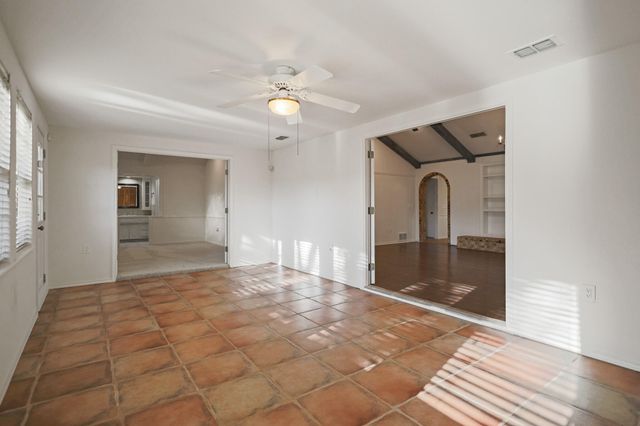 6805 Norfolk Avenue, Lubbock, TX 79413