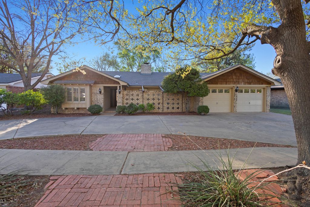 6805 Norfolk Avenue, Lubbock, TX 79413