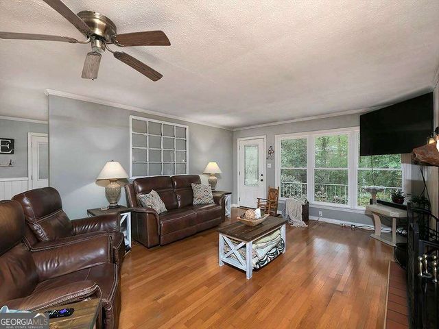 6325 Dodgen Road SW, Mableton, GA 30126