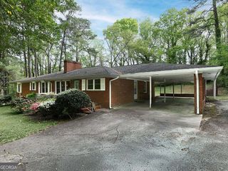 6325 Dodgen Road SW, Mableton, GA 30126