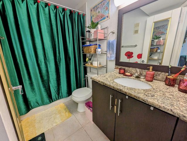 3935 NW 87th Avenue, Sunrise, FL 33351