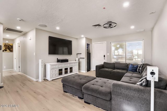 7140 W MESCAL Street, Peoria, AZ 85345