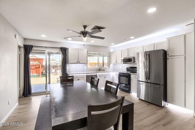 7140 W MESCAL Street, Peoria, AZ 85345