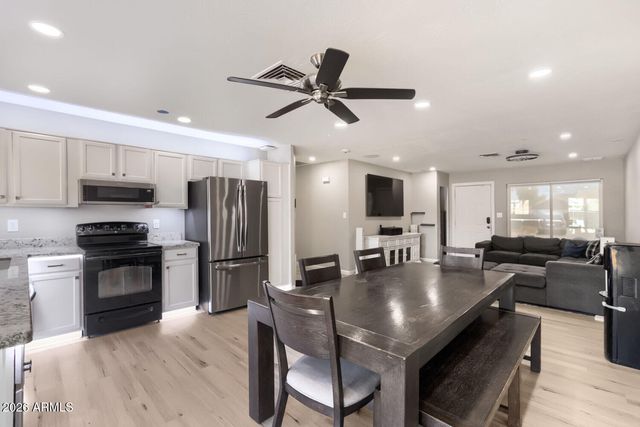 7140 W MESCAL Street, Peoria, AZ 85345