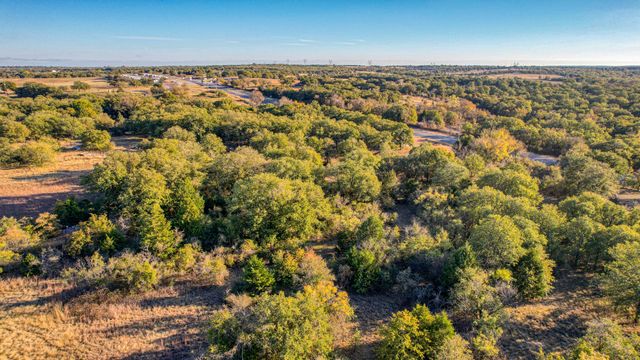 11076 W HIGHWAY 199, Poolville, TX 76487