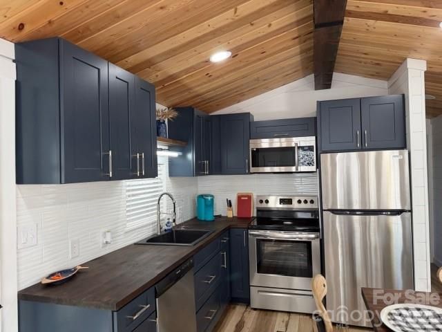 206 Cardinal Drive 679, New London, NC 28127