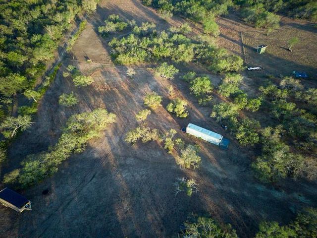 1096 County Road 447, Waelder, TX 78959