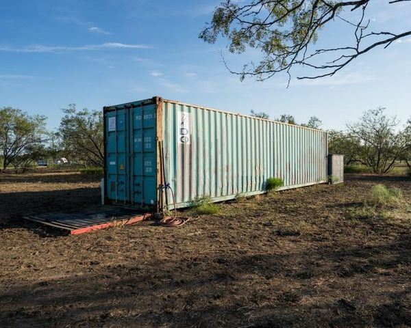 1096 County Road 447, Waelder, TX 78959