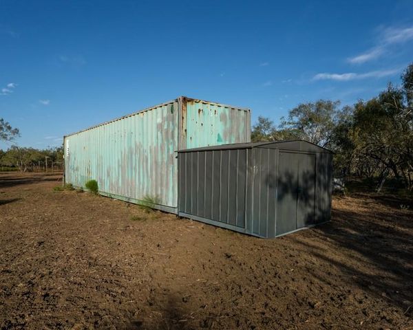 1096 County Road 447, Waelder, TX 78959