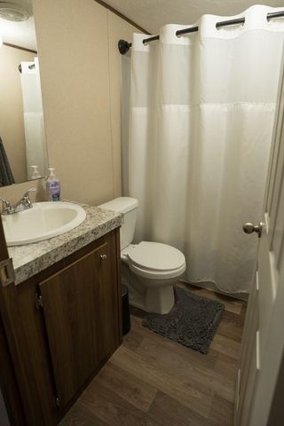 1096 County Road 447, Waelder, TX 78959