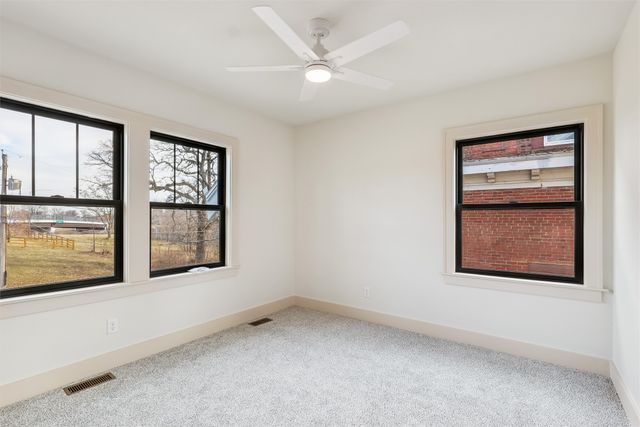 1010 24th Street, Des Moines, IA 50311