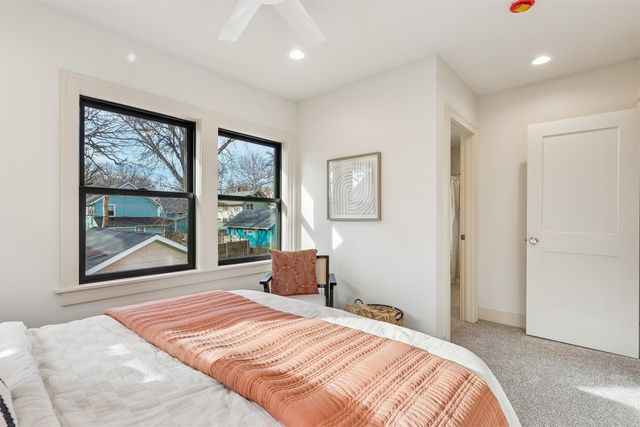 1010 24th Street, Des Moines, IA 50311