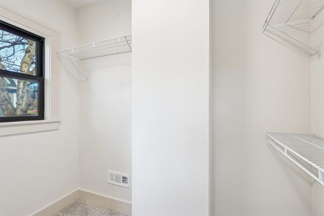 1010 24th Street, Des Moines, IA 50311