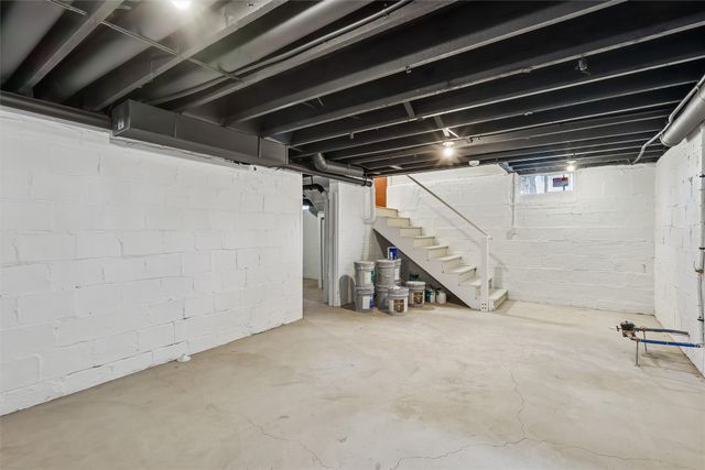 1010 24th Street, Des Moines, IA 50311