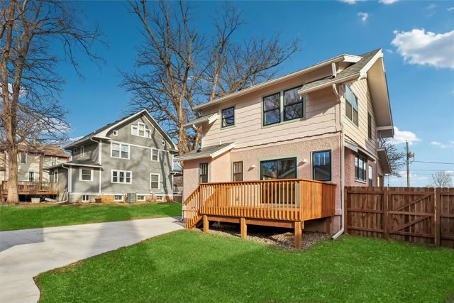 1010 24th Street, Des Moines, IA 50311