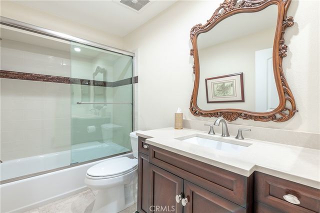 5477 Nestle Avenue 26, Tarzana, CA 91356