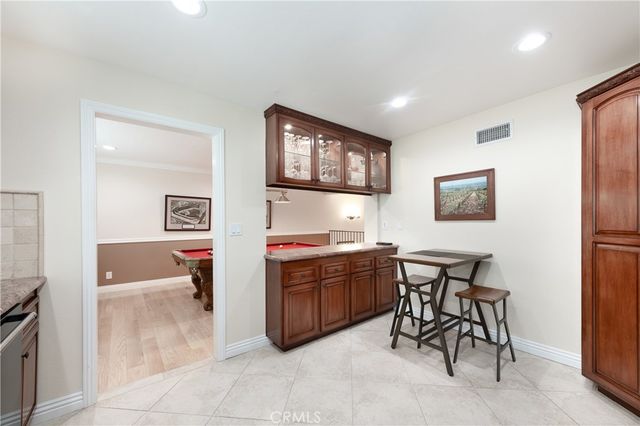 5477 Nestle Avenue 26, Tarzana, CA 91356