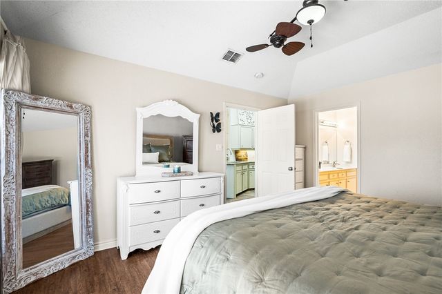 13853 Topsail St, Corpus Christi, TX 78418