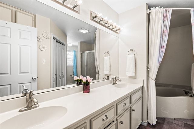 13853 Topsail St, Corpus Christi, TX 78418