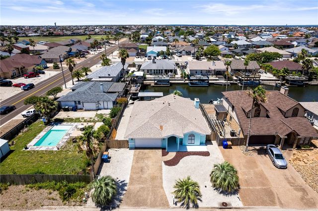 13853 Topsail St, Corpus Christi, TX 78418