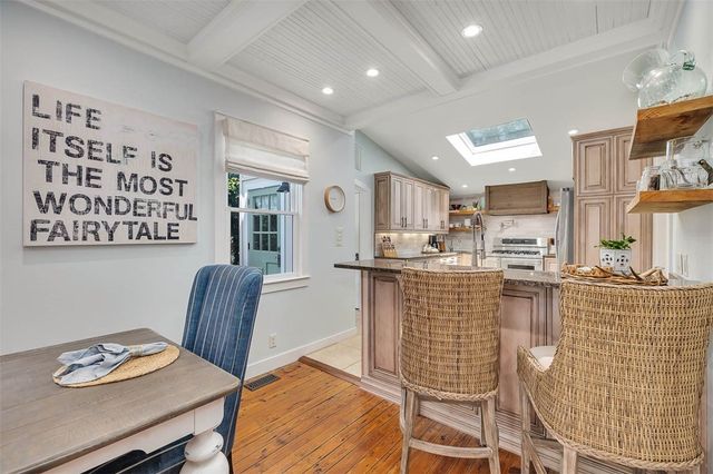 412 Seabreeze Drive, St Simons Island, GA 31522