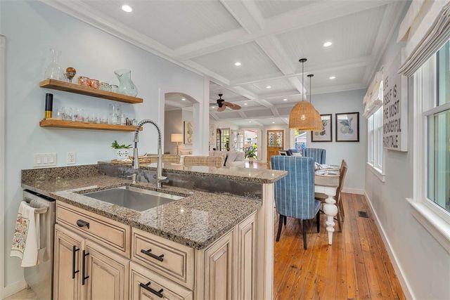 412 Seabreeze Drive, St Simons Island, GA 31522