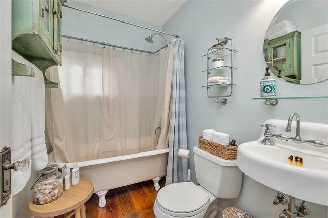 412 Seabreeze Drive, St Simons Island, GA 31522