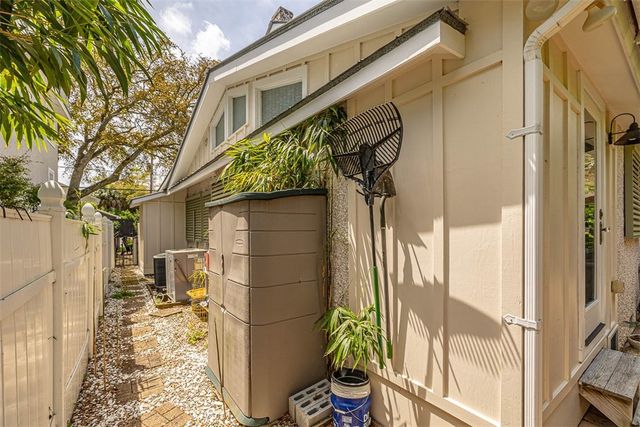 412 Seabreeze Drive, St Simons Island, GA 31522