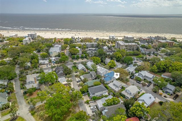 412 Seabreeze Drive, St Simons Island, GA 31522