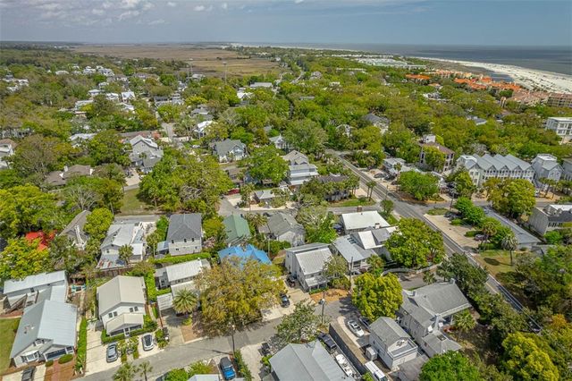 412 Seabreeze Drive, St Simons Island, GA 31522