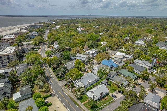 412 Seabreeze Drive, St Simons Island, GA 31522