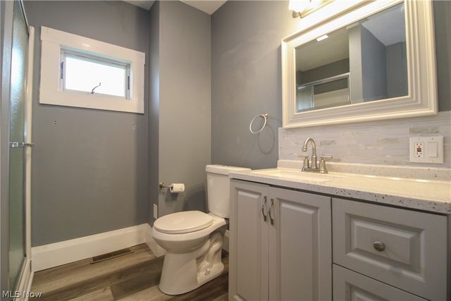 65 Duquesne Street, Columbiana, OH 44408