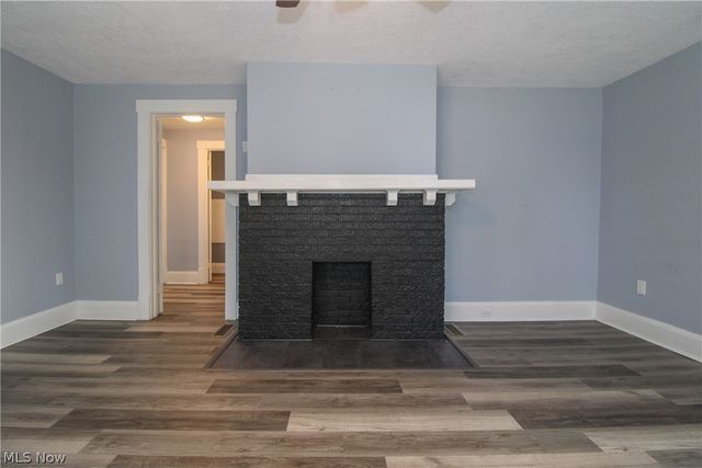 65 Duquesne Street, Columbiana, OH 44408