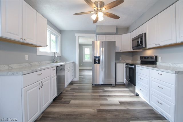 65 Duquesne Street, Columbiana, OH 44408