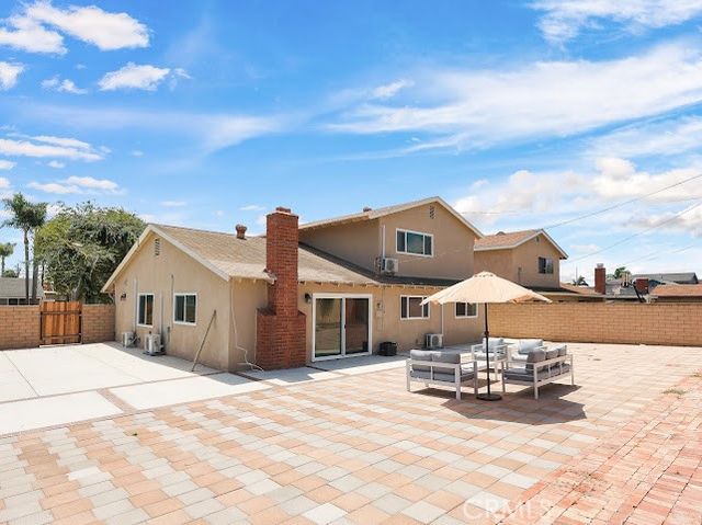 9451 Hyannis Port Dr, Huntington Beach, CA 92646