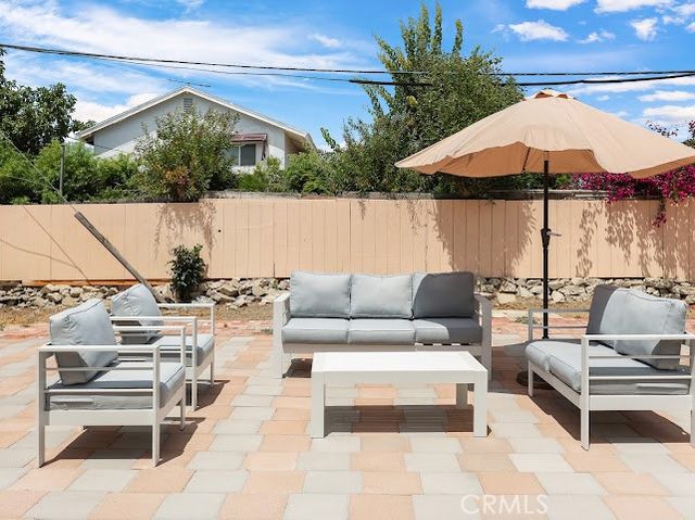 9451 Hyannis Port Dr, Huntington Beach, CA 92646