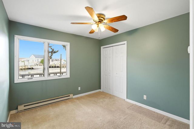 72 ROSALYN DR, Manahawkin, NJ 08050