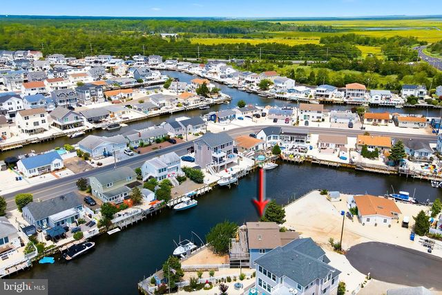 72 ROSALYN DR, Manahawkin, NJ 08050