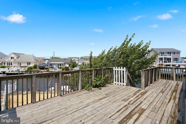 72 ROSALYN DR, Manahawkin, NJ 08050