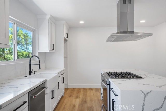 634 Truly Ter, Vista, CA 92084