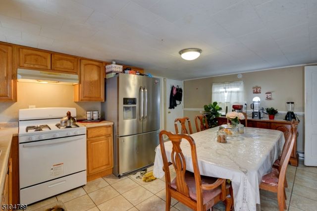 75 Chambers St 3, Newark City, NJ 07105