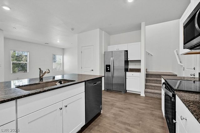7488 Mountain Ledge Street, Las Vegas, NV 89139
