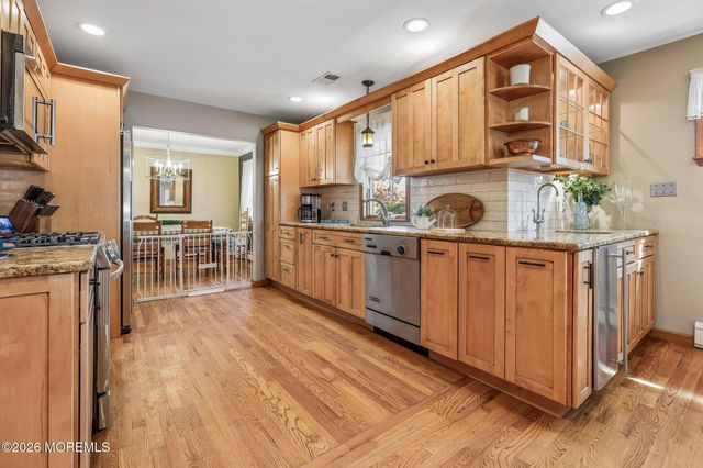 1700 Maxwell Drive, Wall, NJ 07719