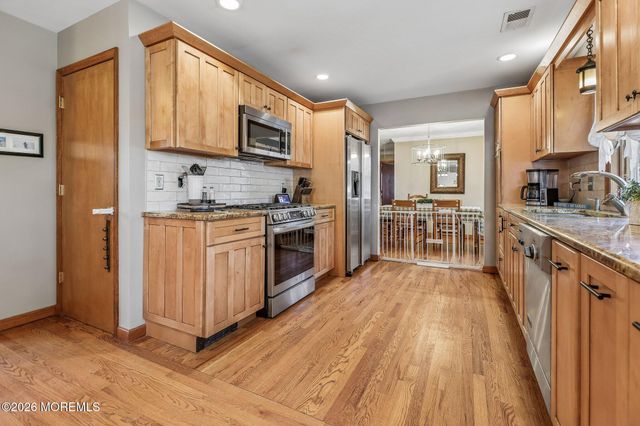 1700 Maxwell Drive, Wall, NJ 07719