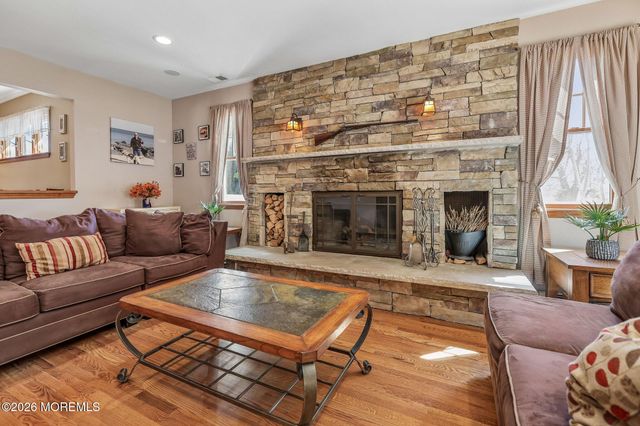 1700 Maxwell Drive, Wall, NJ 07719