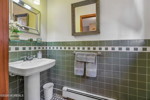 1700 Maxwell Drive, Wall, NJ 07719