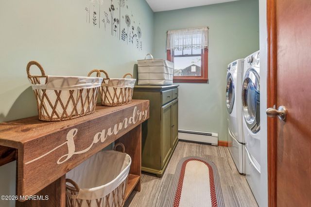 1700 Maxwell Drive, Wall, NJ 07719