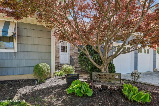 1700 Maxwell Drive, Wall, NJ 07719